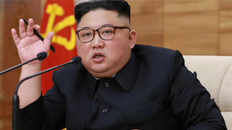 كوريا الشمالية تكشف عن صاروخ باليستي عابر للقارات جديد في عرض عسكري ضخم