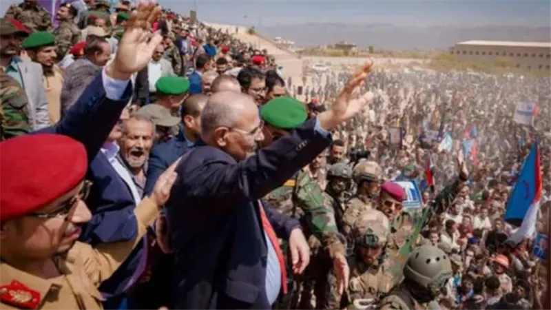 الجنوب يجدد العهد في الذكرى الـ62 لثورة 14 أكتوبر: لا تراجع حتى استعادة الدولة