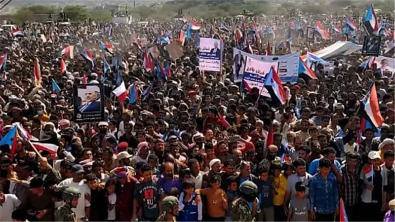 مهرجان ذكرى ثورة 14 أكتوبر بالضالع: تلاحم شعبي واحتفالية وطنية
