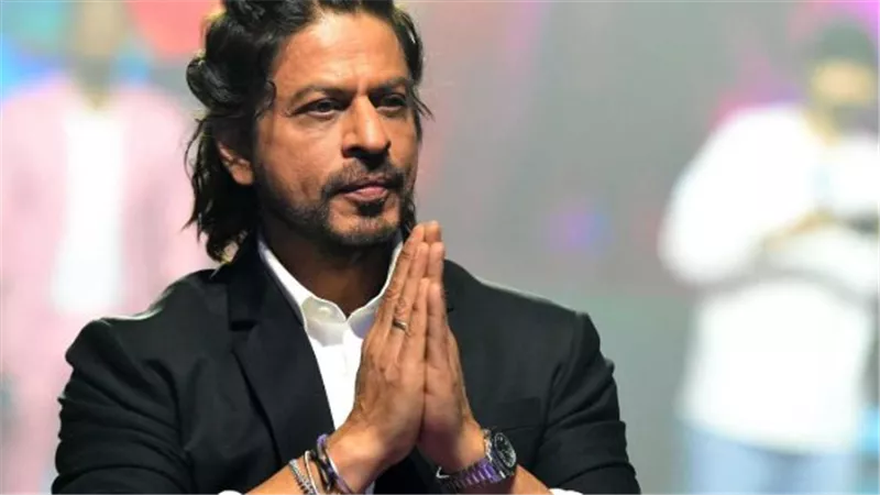  شاروخان Shah Rukh Khan: من التلفزيون إلى أيقونة السينما العالمية