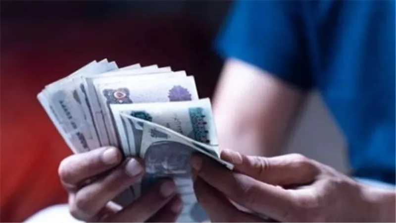 كل ما تريد معرفته عن صرف رواتب أكتوبر 2025 والمستحقات المتأخرة