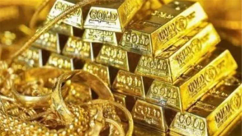 بعد انخفاض الأونصة.. تعرف على أسعار الذهب في السوق المصرية اليوم
