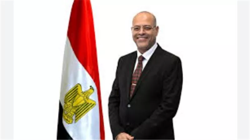 الخطوات القانونية ضد مروجي الشائعات: وزير العمل يكشف حقيقة طلب زيادة الأجور الأخير