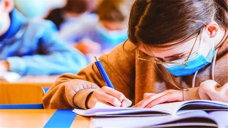 بدء امتحانات شهر أكتوبر 2025: إجازة المتحف الكبير لم تؤجل الاختبارات.. وتفاصيل النماذج الثلاثة للصفين الأول والثاني الثانوي