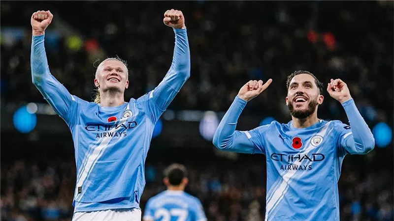 بمشاركة مرموش.. مانشستر سيتي يفوز على بورنموث ويطارد أرسنال في صدارة الدوري الإنجليزي