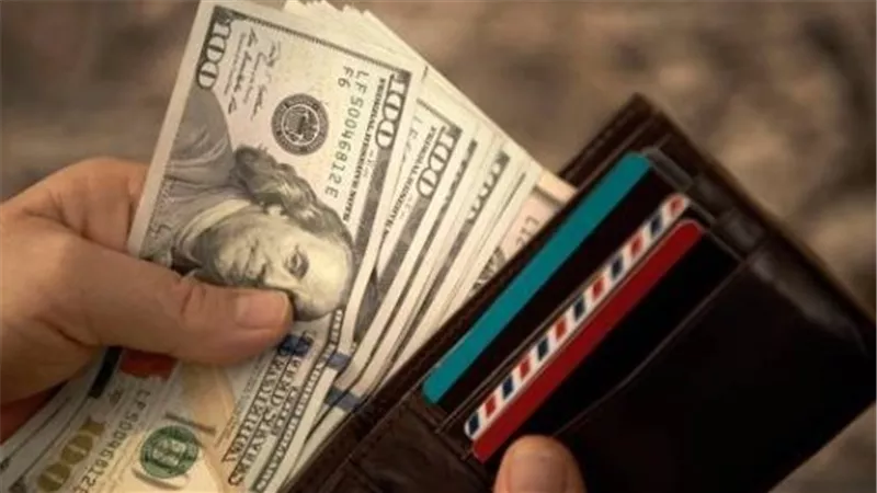اليوم الثلاثاء: آخر تحديثات سعر الدولار في البنك (QNB وADIB) وأعلى سعر للشراء