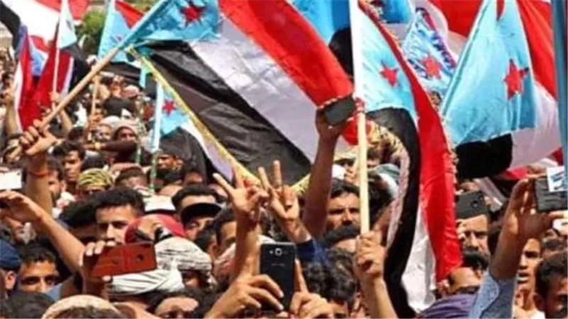 حرب الخدمات في جنوب اليمن.. كيف يصمد شعب الجنوب في وجه سياسات الإفقار الممنهجة؟