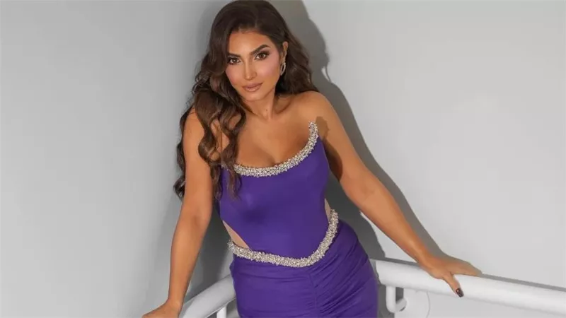 شاهد.. روجينا تتألق بالأزرق وتخطف الأنظار في احدث ظهور