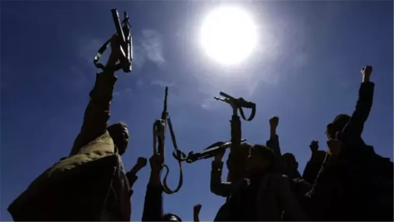 حرب التضليل.. كيف يستهدف الإعلام الحوثي والإخواني وحدة الصف الجنوبي؟ ضرورة الوعي لـ تحصين الجبهة الداخلية