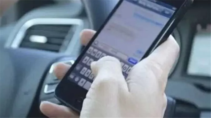تخفيف الضغط على المواطنين: مبادرة الحكومة لرقمنة خدمات المرور ودفع المخالفات