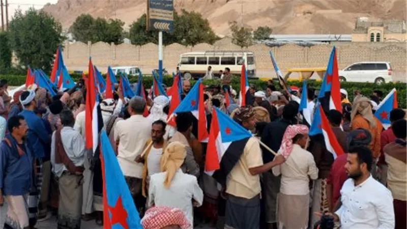 الاعتصام الشعبي في حضرموت: المطالبة برحيل المنطقة العسكرية الأولى وقطع الطريق على المشروع الحوثي