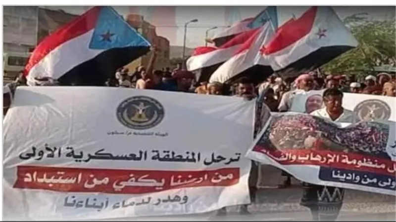  توثيق العلاقات الشيطانية: تخادم المنطقة العسكرية الأولى مع الحوثي والإخوان في حضرموت