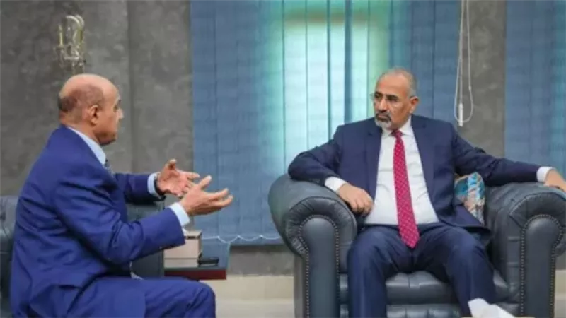 كيف يساهم لقاء الزُبيدي والمعبقي في تعزيز الدور الرقابي للبنك المركزي وتحقيق الاستقرار الاقتصادي الكلي؟