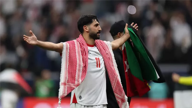 السلامي يدافع عن طبيب الأردن بعد إصابة يزن النعيمات بالصليبي