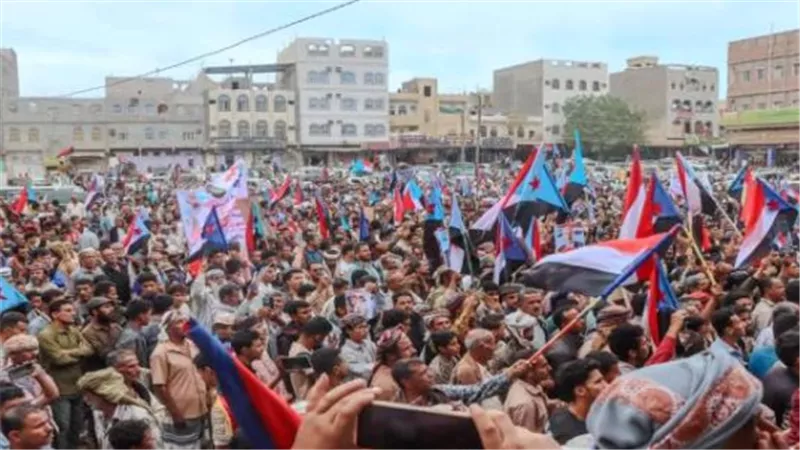  من الاحتجاج إلى الفعل السياسي.. كيف فرض الشارع الجنوبي إرادته لتثبيت حق استعادة دولة الجنوب؟