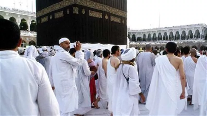 الأوراق المطلوبة لحجز عمرة رجب 1447 هـ وكيفية استخراج جواز السفر للمعتمرين