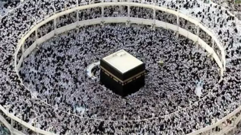 قبل الحجز.. 3 نصائح ذهبية من غرفة شركات السياحة لضمان رحلة عمرة آمنة