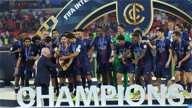 قائمة باريس سان جيرمان لمواجهة فونتاناي لي كومتي في كأس فرنسا