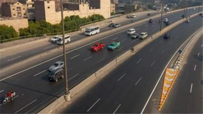 عقوبة تجاوز السرعة وتعطيل المرور في القانون المصري الجديد