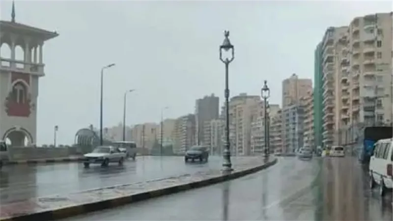 حالة الطقس اليوم السبت 27 ديسمبر 2025: تحذيرات من الضباب والأمطار واضطراب الملاحة