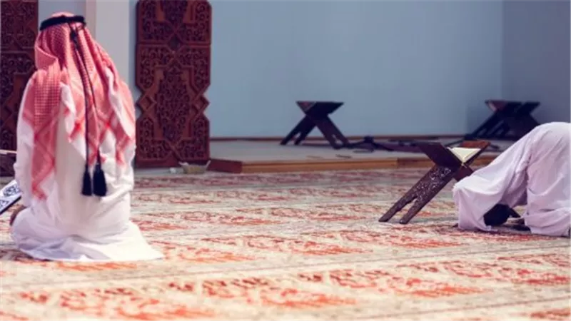 دليل مواقيت الصلاة في مصر اليوم الثلاثاء 30 ديسمبر: تعرف على مواعيد الأذان بدقة