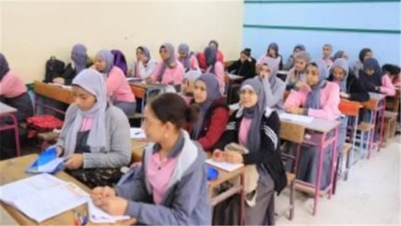 بعد امتحانات الشهادة الإعدادية.. متى تبدأ إجازة نصف العام 2026 لجميع الصفوف؟