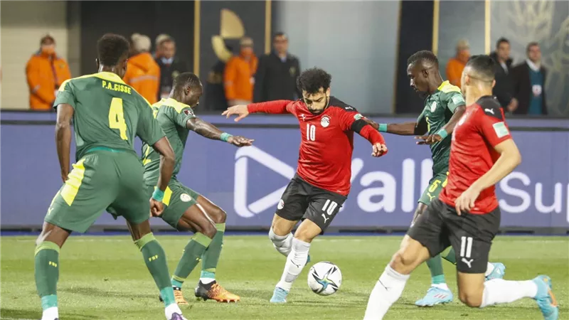 مصر بالأحمر والسنغال بالأخضر في نصف نهائي أمم إفريقيا 2025