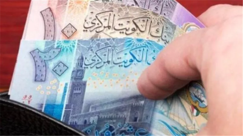 استقرار الدينار أمام الجنيه.. تحديث لحظي لأسعار صرف العملات في البنوك المصرية اليوم