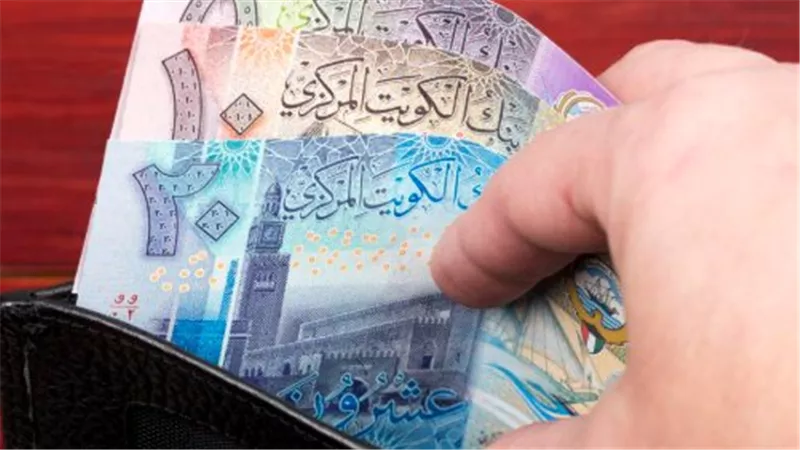 استقرار سعر الدينار الكويتي مقابل الجنيه المصري اليوم الثلاثاء 13 يناير 2026