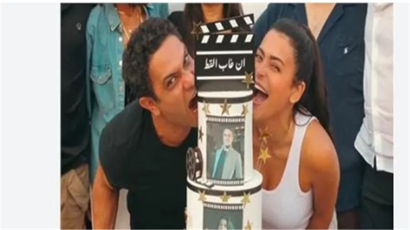 آسر ياسين وأسماء جلال في 