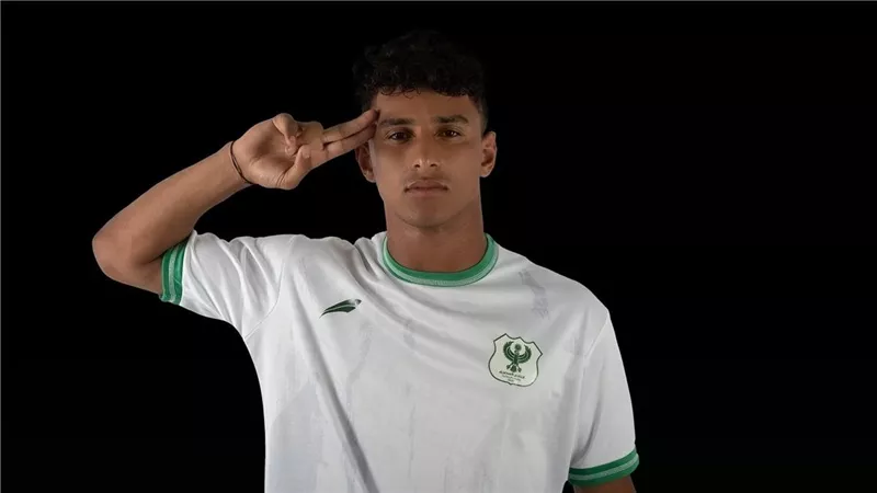 أحمد عيد يجتاز الكشف الطبي في الأهلي.. ويوقع لمدة 3 سنوات