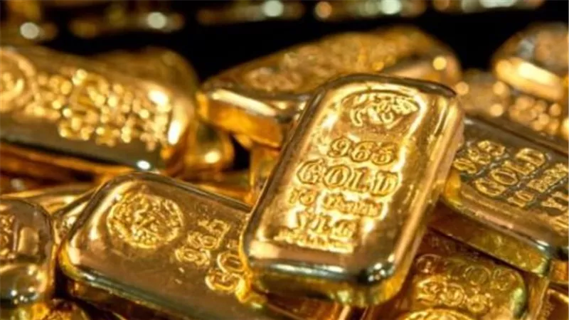 تحديث لحظي لأسعار الذهب اليوم.. عيار 21 يسجل 6475 جنيهًا في الصاغة