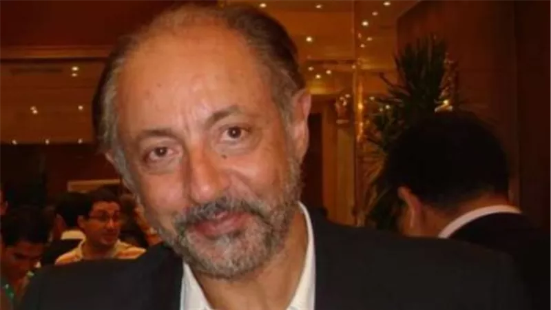 بعد نجاح جراحته.. رسالة مؤثرة من عبد العزيز مخيون لـ 