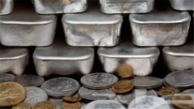 لماذا ارتفعت الفضة بنسبة 5% اليوم؟.. قراءة في أسعار السوق العالمي والمحلي