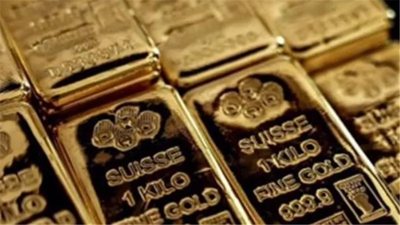 دليل المستثمر في بورصة الذهب: توقعات الأسعار وآليات التحوط ضد التضخم في العام الجديد