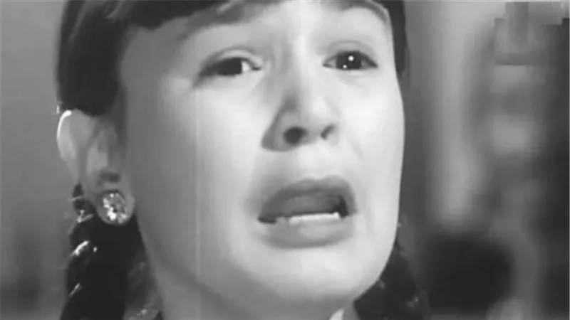 فيروز هانم.. كيف استطاعت طفلة عمرها 7 سنوات أن تتقاضى ألف جنيه عن الفيلم الواحد؟