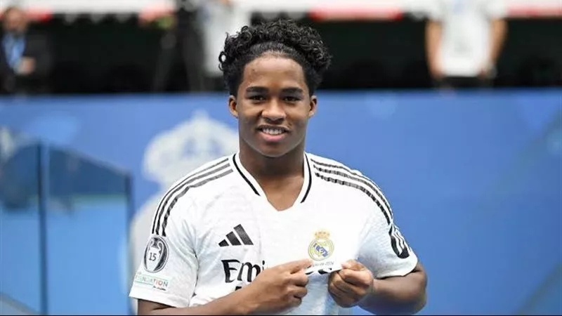 بعد تألقه في فرنسا.. إندريك يعود إلى ريال مدريد