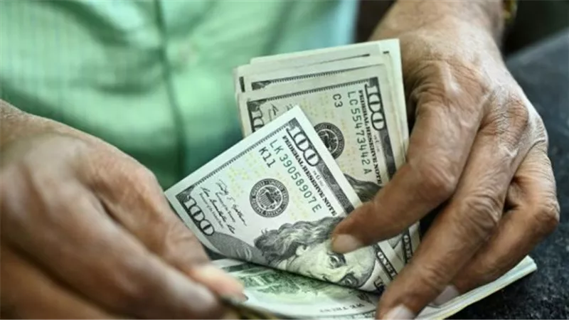 ثبات مؤشرات العملة الصعبة تحت سقف 48 جنيهًا في البنوك العاملة