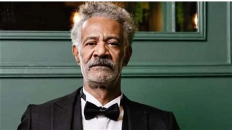 من الصيدلة إلى السينما العالمية.. المحطات الملهمة في حياة المبدع محمود ميسرة السراج