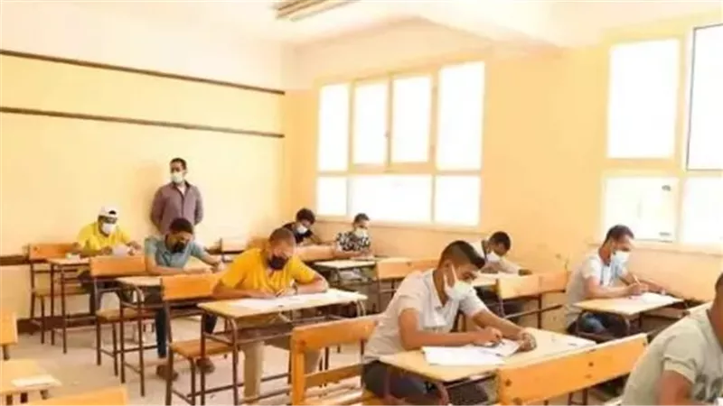 عاجل من كنترول سوهاج.. انتهاء تصحيح أوراق الشهادة الإعدادية والنتيجة على مكتب المحافظ