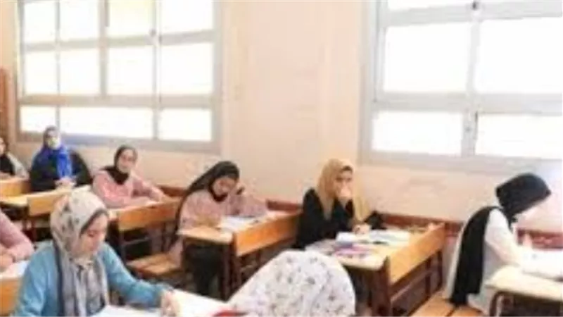 استعلم الآن عن نتيجة الشهادة الإعدادية بالأقصر.. المهندس عبد المطلب عمارة يعتمد النتائج رسميًا
