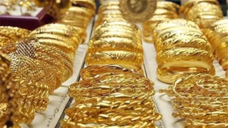 ملاذ الآمنين.. تحليل لأسباب ارتباط الذهب بمصر بتحركات الفيدرالي الأمريكي الجيوسياسية