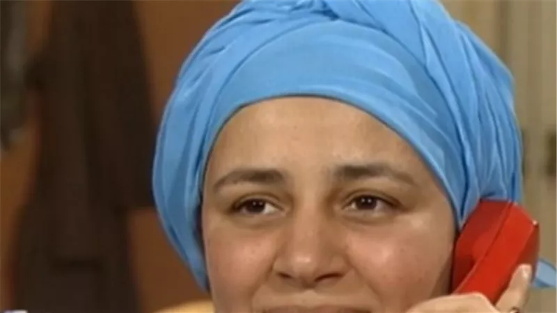 مفاجأة الدراما المصرية: عبلة كامل تعود إلى جمهورها عبر حملة إعلانية ضخمة في رمضان