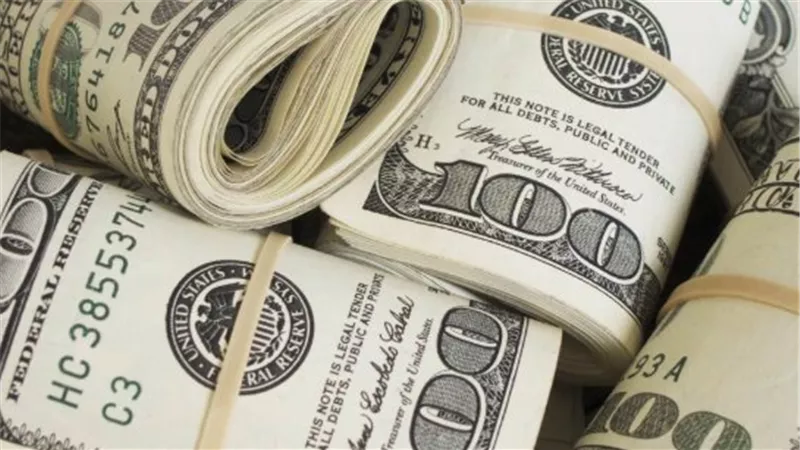 أسعار العملات مقابل الجنيه المصري اليوم: تفاصيل كاملة من 11 بنكًا عامًا وخاصًا