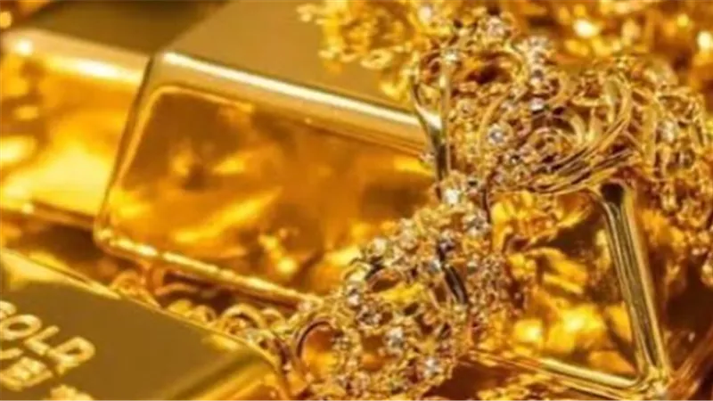 عيار 21 الآن.. استقرار أسعار الذهب في الصاغة وسط تدفقات استثمارية عالمية كبرى