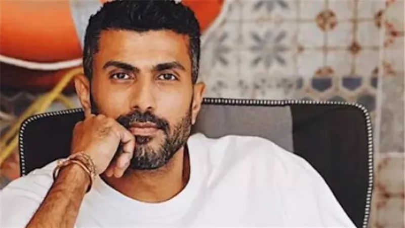 محمد سامي مؤلفًا ومخرجًا وممثلًا: هل ينجح في تحدي الجمع بين ثلاث مهام؟