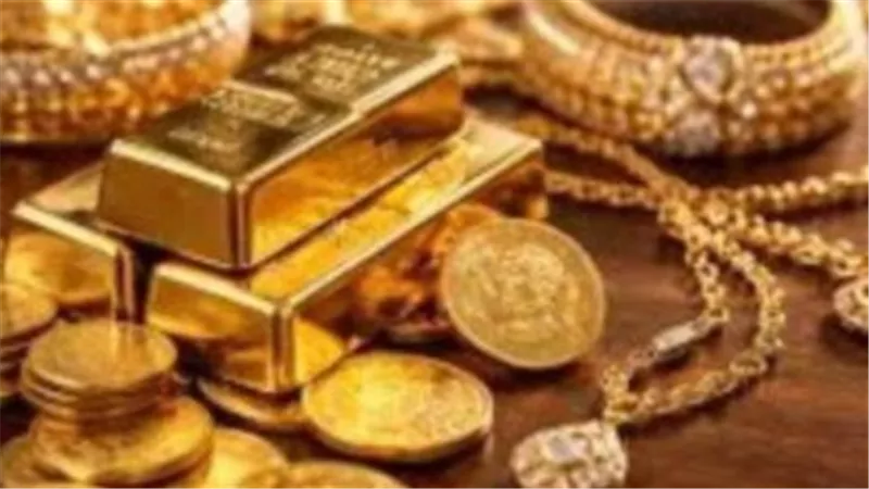 سعر الذهب في مصر لحظة بلحظة: عيار 24 يقترب من حاجز 7700 جنيهًا في تداولات الثلاثاء