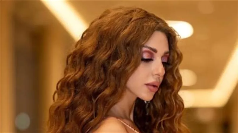 من فساتين السهرة إلى 