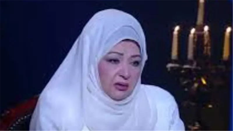 عفاف شعيب في 