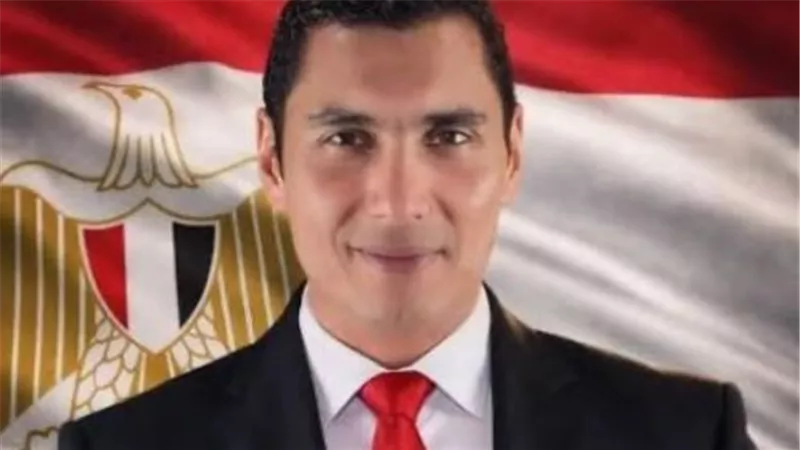 خبير لوائح يطالب 